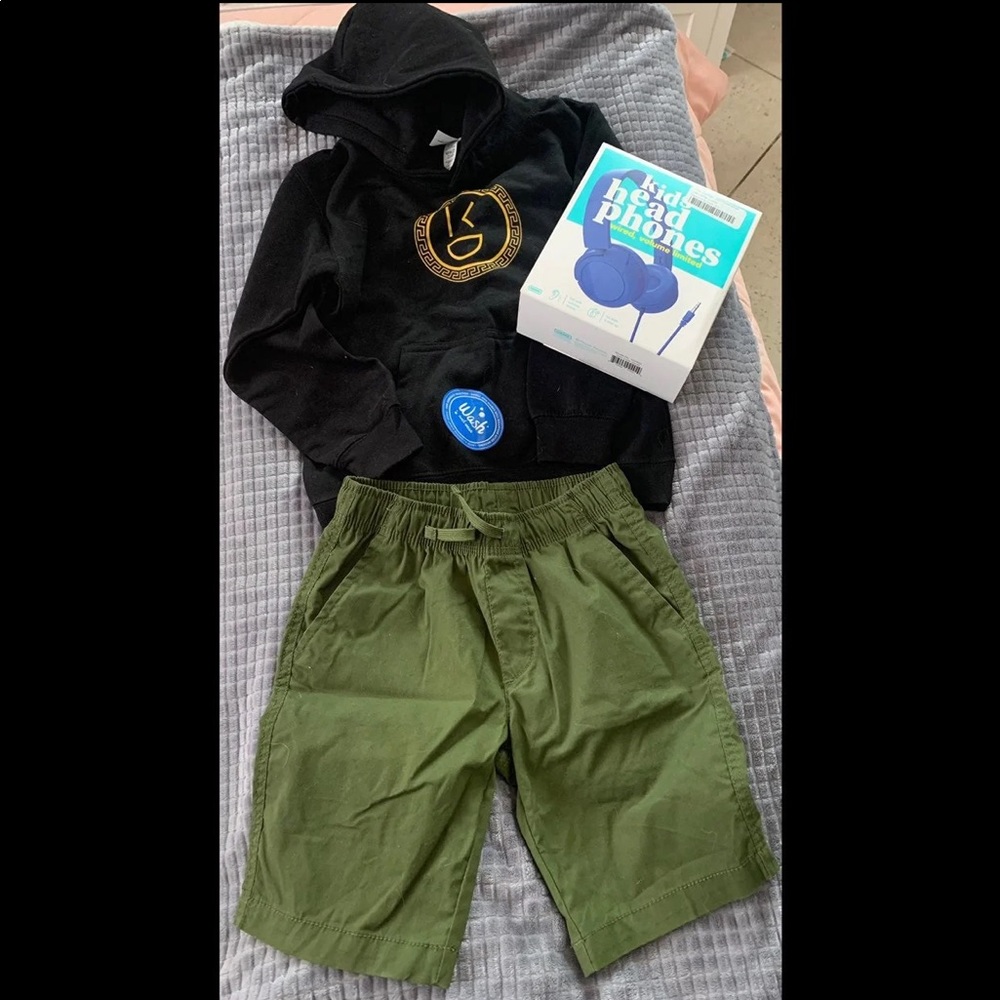 Kids Hoodie and Shorts 💚🖤